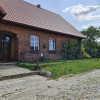Mieszkanie w domu z ogródkiem, garażem.