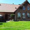 Mieszkanie w domu z ogródkiem, garażem.