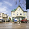Budynek usługowy - 5 lokali, centrum Sierakowic.