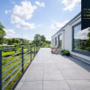 Nowoczesny dom typu studio | taras | garderoba