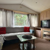 Działka rekreacyjna z dwoma domkami przy lesie