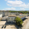 Biurowiec+2 Hale+Plac - Nieruchomość inwestycyjna.