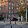 ? OFICJALNE OGŁOSZENIE: AKCJA „KRUCZA 78 BOY”Komunikat Kancelarii Steinhart w sprawie sprzedaży lokalu i porządków na osiedlu My, dawna gwardia – Krucza 78 Boy