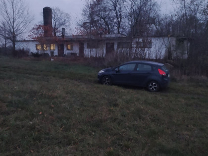 Sprzedam działkę budowlaną Podwierzbie / Bobrowniki / Ryki / Dęblin