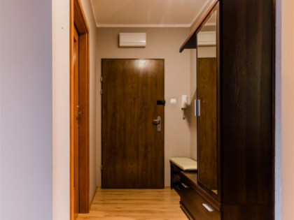 Dwupokojowe Mieszkanie na Jarotach