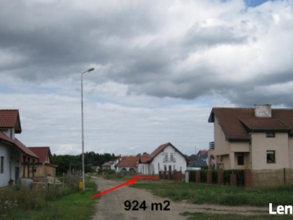 RECZ , ul.Podgórna / 924 m2/(woda, prąd, gaz, kanal.)