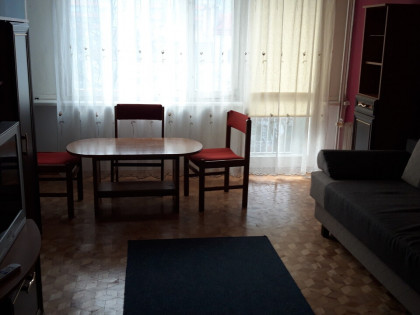 Okazja!Sprzedam przestronne dwupokojowe mieszkanie w centrum Stalowej Woli.