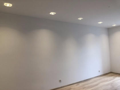 Kawalerka po remoncie - 2 min do ścisłego centrum.