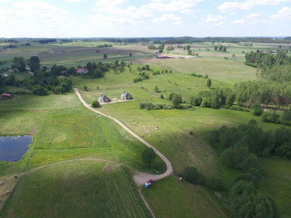 DZIALKA Z LINIĄ BRZEGOWĄ JEZIORA KASZUBY