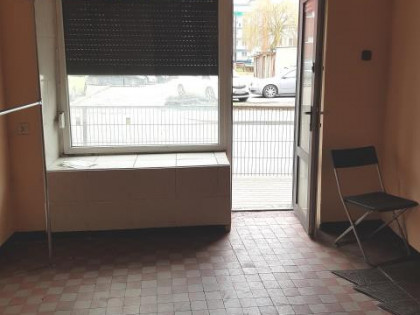 Lokal Brzeziny ul. Świętej Anny