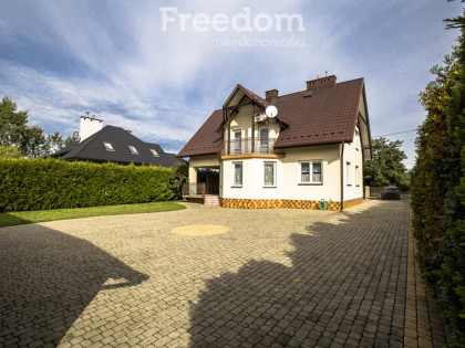 Dom na sprzedaż 232,60 m², oferta nr 9101/3685/ODS nowość