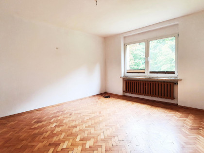 Lokal Łódź Bałuty, Julianów