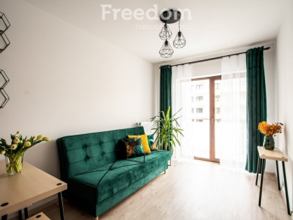 Mieszkanie na sprzedaż 30,72 m², piętro 2, oferta nr 24838/3685/OMS nowość