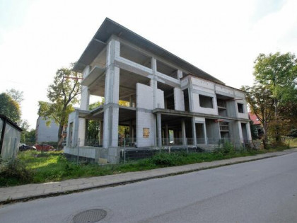 Dom Kielce Czarnów, Piekoszowska