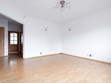 Mieszkanie na sprzedaż 68,50 m², parter, oferta nr 2/14014/OMS nowość
