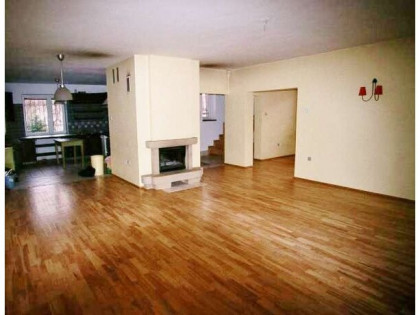 Dom do wynajęcia 260,00 m², oferta nr A-D693499