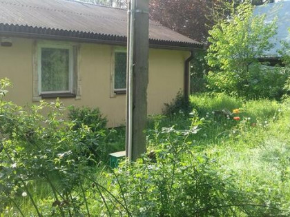 Sprzed działkę z domkiem całorocznym