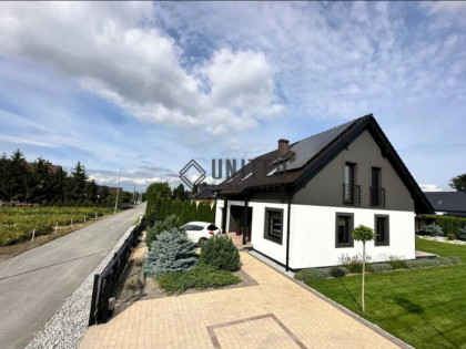 Dom na sprzedaż 156,00 m², oferta nr 242/10630/ODS nowość