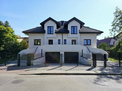Elegancki dom w cenie mieszkania, Warszawa