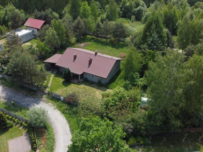 Dom 147 m kw na działce 14 a w Żabiej Woli.