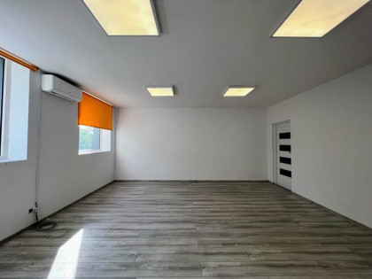 Nowy lokal 41,6 m2 z klimatyzacją Warszawska