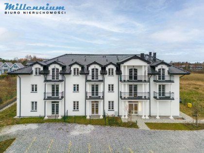 Apartament nad morzem w budynku z sauną i siłownią