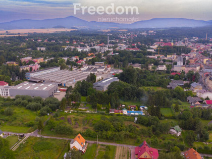 Duża działka budowlana z możliwością podziału