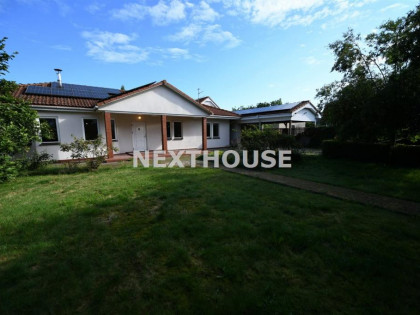 Dom dwór, zamek, pałac