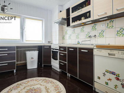 Dom na Oporowie - 5 sypialni, 2 łazienki