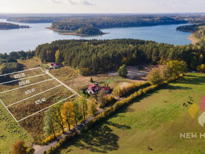 Działka budowlana nad jeziorem Wadąg