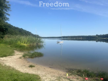 Działka nad jeziorem Budziszewskim