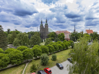 ..::Rezerwacja::.. Przestronne, blisko parku