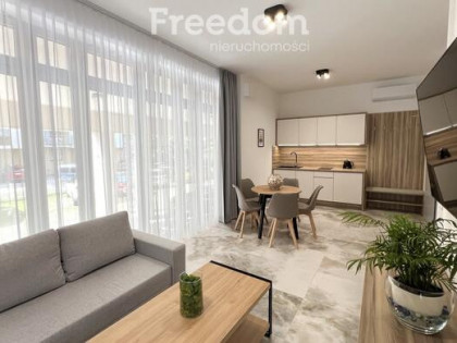 Apartament przy samej Promenadzie fak. vat.