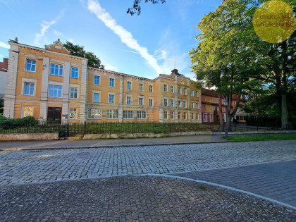 Okazja, zabytkowy hotel tylko 195 PLN/mkw.!!!