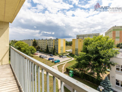 M-4 oś. 650-lecia/duży balkon