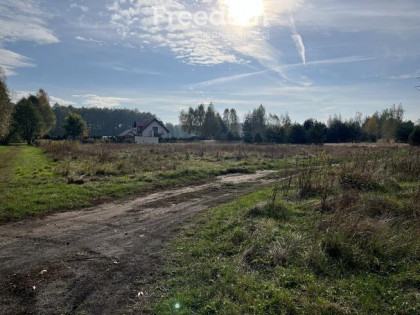 Piękna działka z dogodnym dojazdem do Torunia