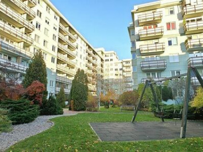 apartament z garażem