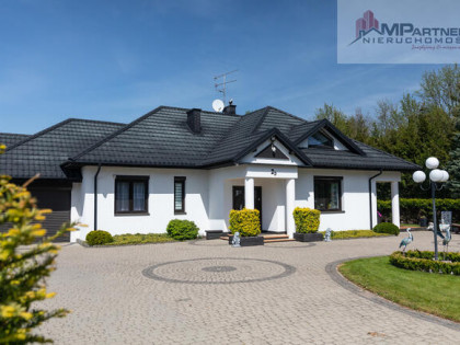 REZYDENCJA W ZIELONYM ZAKĄTKU :)