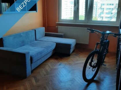 SPRZEDAM MIESZKANIE WARSZAWA-BIELANY. 37m² 2 POKOJE BEZ POŚREDNIKÓW