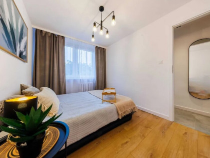 gotowe do wejścia, przestronne i przytulne, balkon