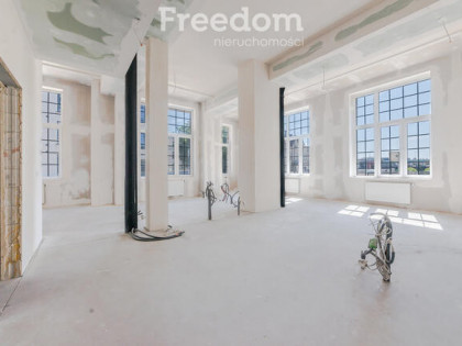 Wyjątkowy loft 103m2 naprzeciw Manufaktury