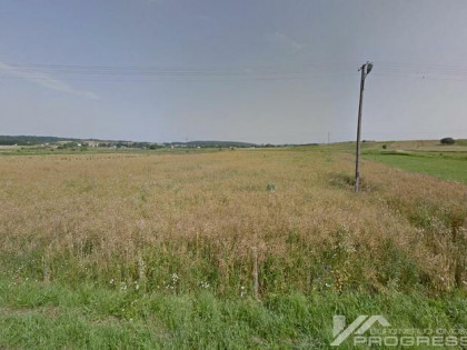 Działka o pow. 18,59 a w miejscowości Długie/gm. Jedlicze/.