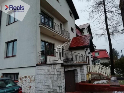 Budynek na hostel, pensjonat, przychodnię .