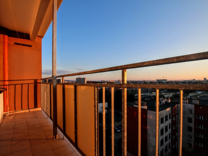 Idealne pod wynajem, balkon, piwnica