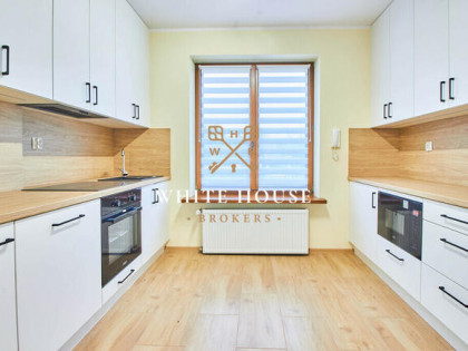 2 lokale mieszkalne 330m2, działka 27 arów