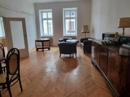 Przestronne mieszkanie w centrum Cieszyna.