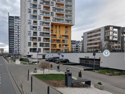 Lokal Wrocław Krzyki, Huby