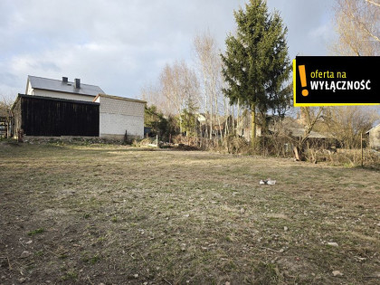 Działka Iwaniska ul.  