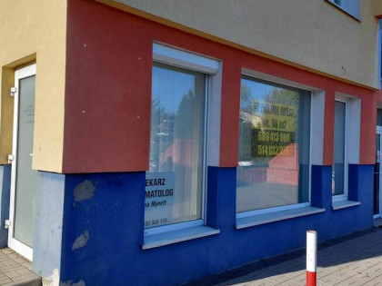 Wynajmę lokal na działalność handlowo_ usługową o powierzchn