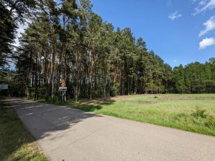 Działki budowlane pod lasem od 1109m. Cicha okolica. Blisko